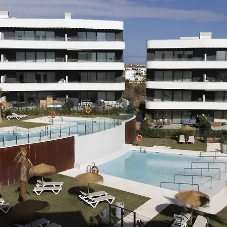 Apartment Premium Garden In Higueron Fuengirola