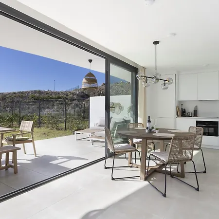 Premium Garden In Higueron *