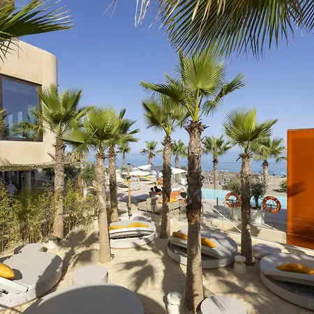 Premium Garden In Higueron *